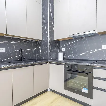 Appartement Two Bedroom Kadiu